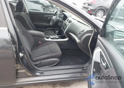 2013 Nissan Altima 2.5 S из США, поврежденный, VIN 1N4AL3AP7DN557463